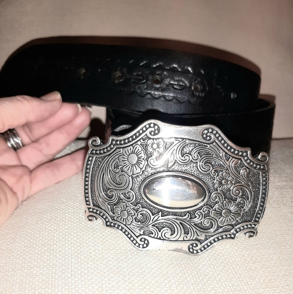 Liz Claiborne western leather belt main image 6